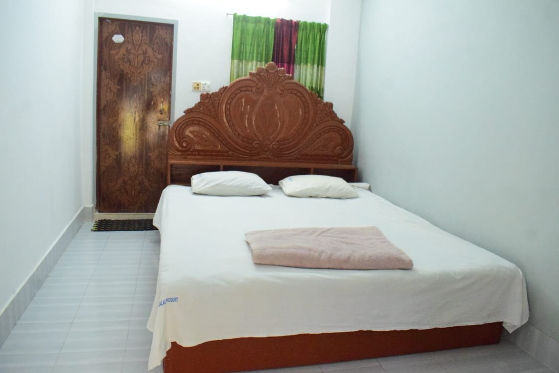 Shahjalal Resort Saint Martin, room 110 & 111, Carved wooden bed